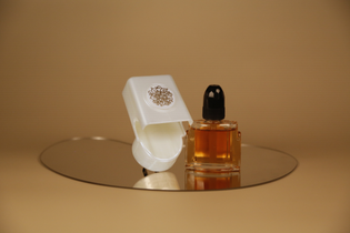 Belle Aroma Floral Medallion Plugables® Plugin Aromalectric® Scented Oil Diffuser - Pearl White Home Fragrance Accessories