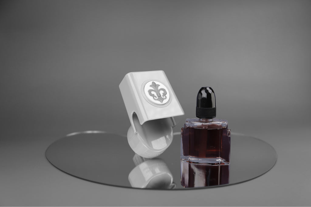 Belle Aroma Fleur Medallion Plugables® Plugin Aromalectric® Scented Oil Diffuser - Nickel Home Fragrance Accessories
