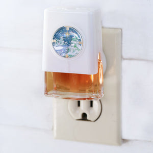 Glitter Domes™ Plugables® Electric Scented Oil Diffuser - Snowy Scene  Home Fragrance Accessories